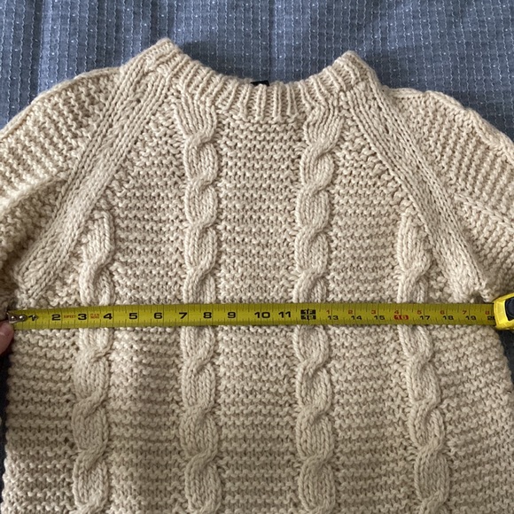 Big cozy fisherman’s sweater - Picture 2 of 7